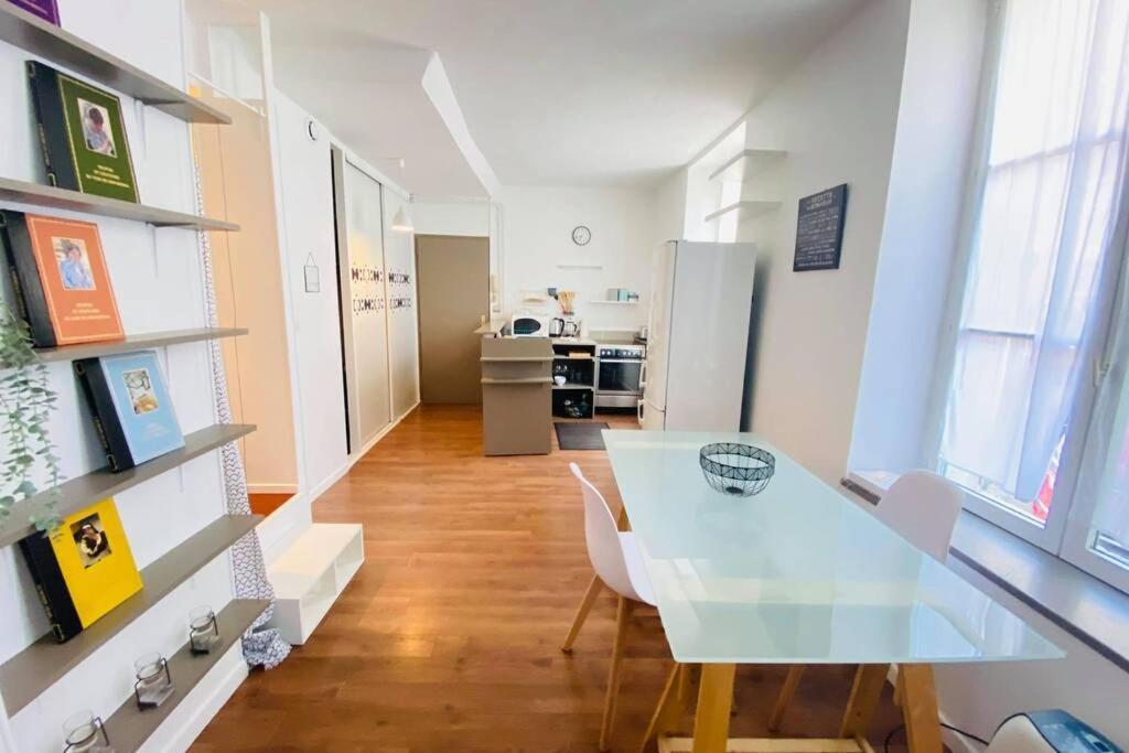 Studio De Charme Apartment Laon Ngoại thất bức ảnh
